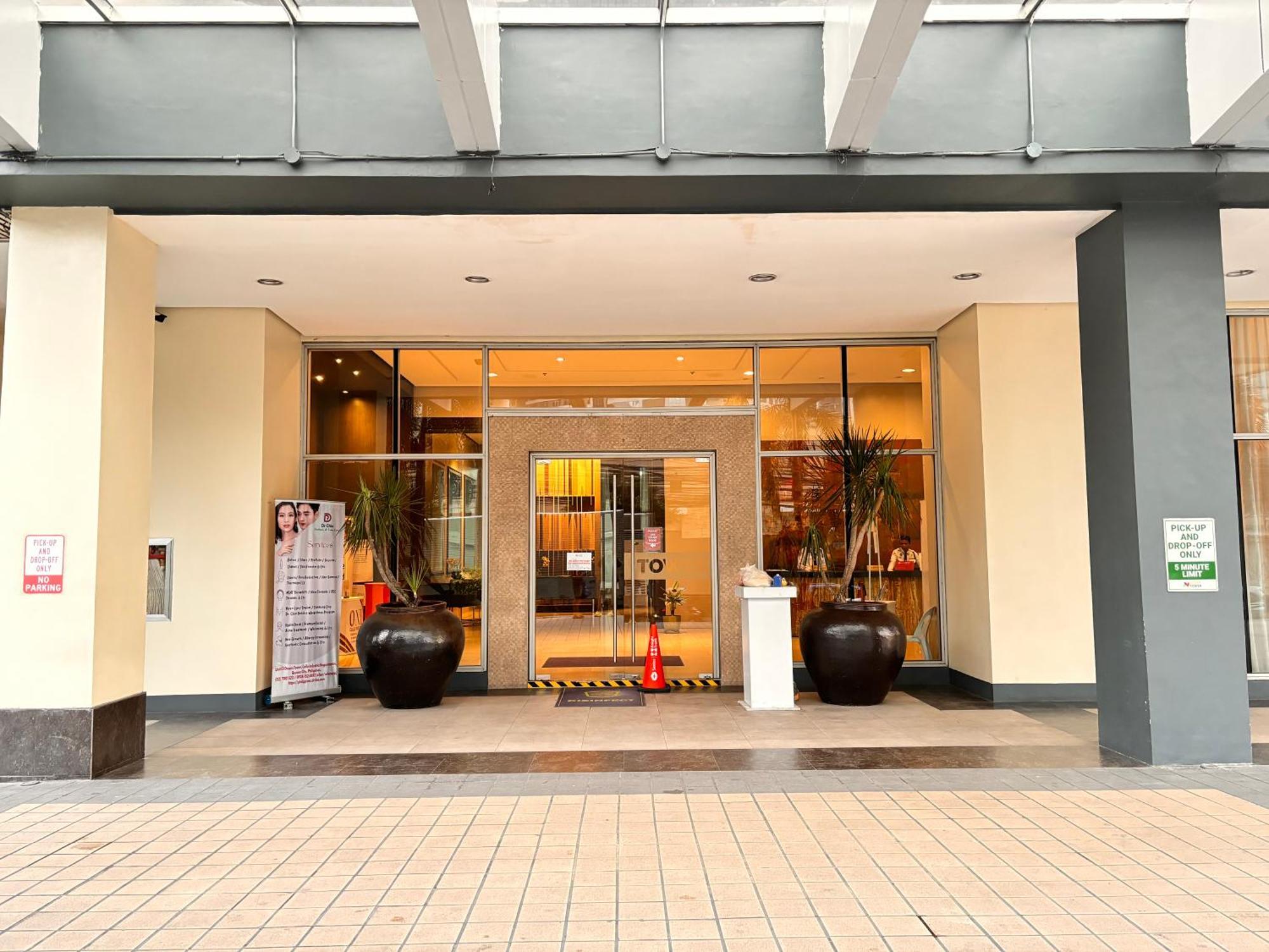 La Amore Place Pasig City Buitenkant foto